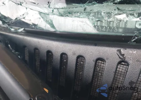 2003 Chevrolet Silverado 1500 Lt from USA, damaged, VIN 1GCEK19T53E134173